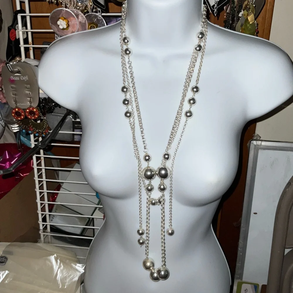 Elegant Silver long beaded multi layer Necklace new old stock - Picture 4 of 4